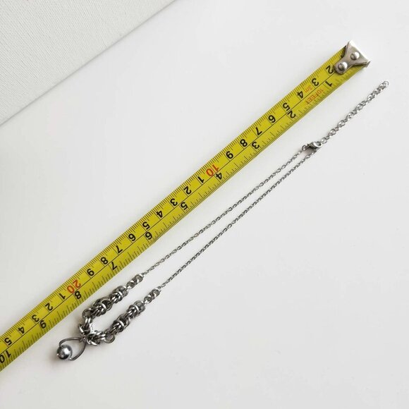 Gothic hematite dangly silver chainmaille choker necklace - Picture 8 of 9